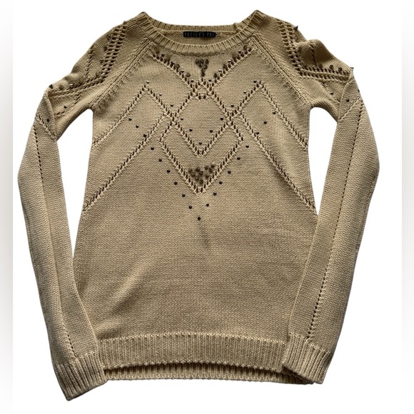 Potter's Pot Beige Long Sleeve Semi Sheer Spike Accent Sweater Size Medium - Picture 9 of 14